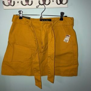 Mustard yellow mini skirt
